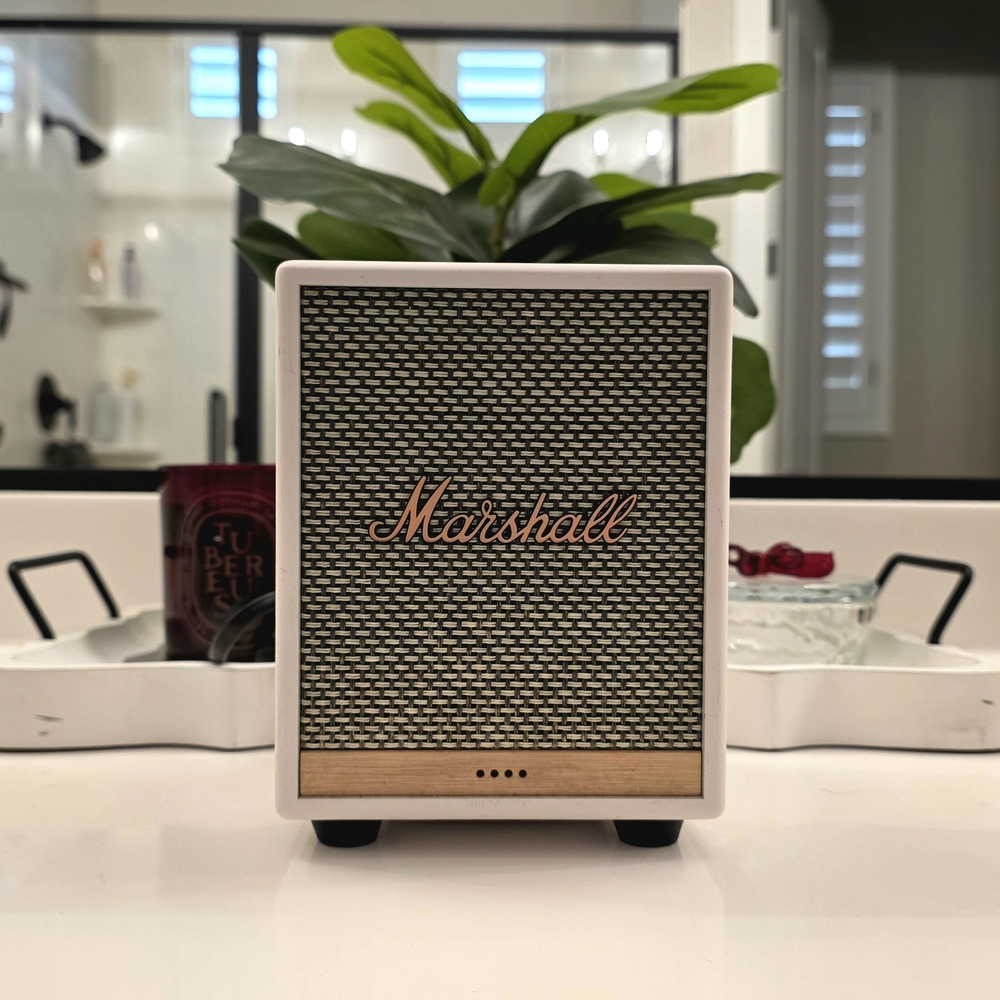 Marshall White and Gold Uxbridge Speaker